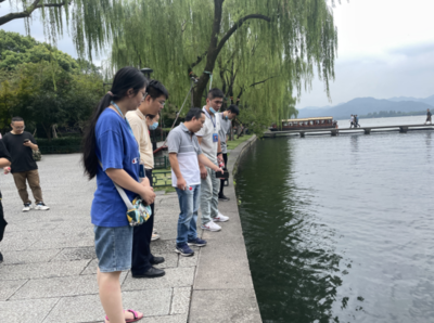 協(xié)力保護(hù)西湖 守護(hù)碧水清波 清波街道與西湖風(fēng)景名勝區(qū)開展“流域共治”活動(dòng)